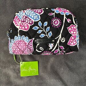 NWT! Vera Bradley Black Floral Quilted Cosmetic Pouch